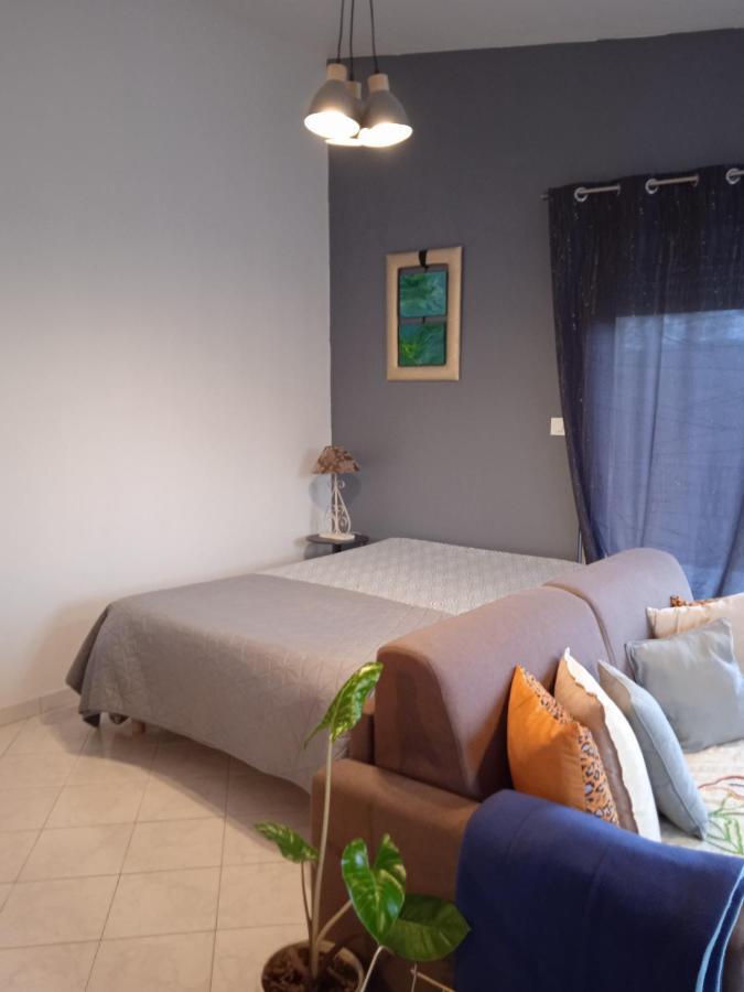 Chaleureux Studio A Pombonne Бержерак Екстериор снимка